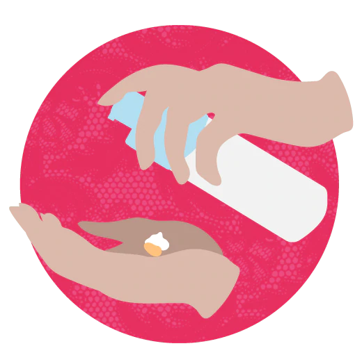 Illustration de B-Hydra pompé dans une main avec A-Passioni pour une dose supplémentaire d'hydratation et de vitamine B.